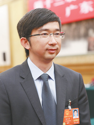 袁玉宇 　　盛佳鹏摄