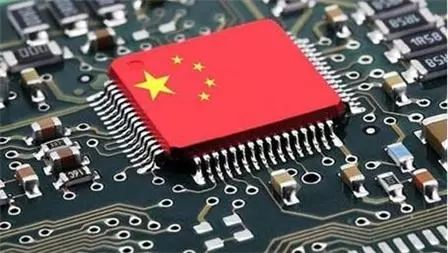 强起来离不开自主创“芯”（评论员观察）
