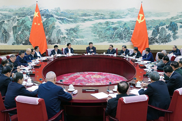 12月25日至26日,中共中央政治局召开民主生活会,中共中央总书记习近平主持会议并发表重要讲话。新华社记者 谢环驰 摄