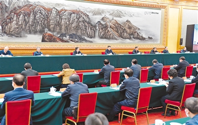 3月6日,中共中央总书记、国家主席、中央军委主席习近平在北京出席决战决胜脱贫攻坚座谈会并发表重要讲话。新华社记者 鞠鹏 摄