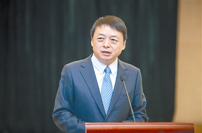 马怀德,中国政法大学副校长,中国行政法学研究会会长,中央纪委监察部特邀监察员。