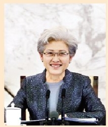 傅莹,第十二届全国人民代表大会常委会委员,外事委员会主任委员,社科院国家全球战略智库首席专家,中国国际经济交流中心特邀副理事长