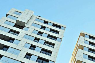 让房地产回归“住人”的商品属性（人民时评）