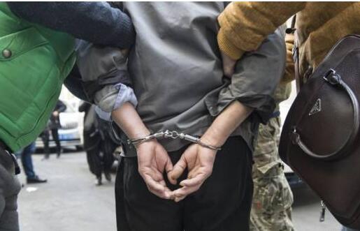 北京密云潜逃23年的职务犯罪嫌疑人李华  在湖南张家界落网