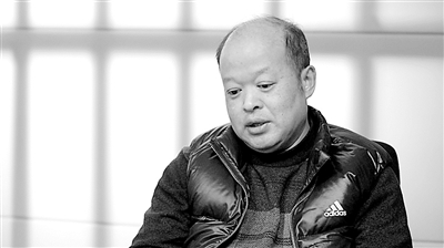 李延臣,上海海洋大学原副校长。因涉嫌严重违纪违法,于2018年5月接受上海市纪委监委纪律审查和监察调查,同年7月被开除党籍、开除公职,随后被移送检察机关审查起诉。今年1月,李延臣因犯受贿罪被判处有期徒刑10年3个月,并处罚金人民币100万元,受贿所得财物及其孳息予以追缴,上缴国库。筱崧 摄