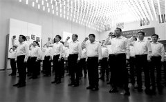 锤炼过硬的政治品德