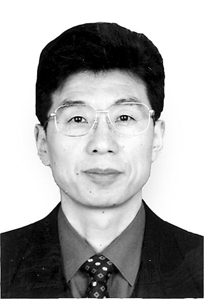 （中央纪委驻国家体育总局纪检组组长 王庆云）