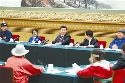 3月5日,中共中央总书记、国家主席、中央军委主席习近平参加十三届全国人大一次会议内蒙古代表团的审议。 新华社记者 谢环驰 摄