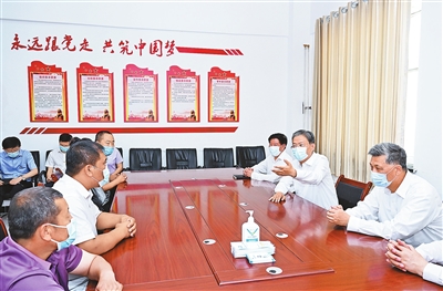 赵乐际在新疆调研时强调